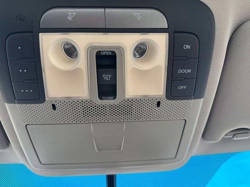 Used 2010 Acura TL image 27