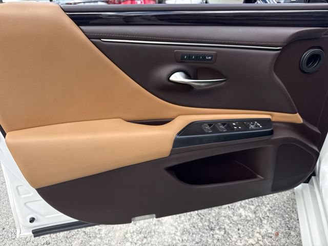 Certified 2021 Lexus ES 350 w/ Premium Package FWD image 13