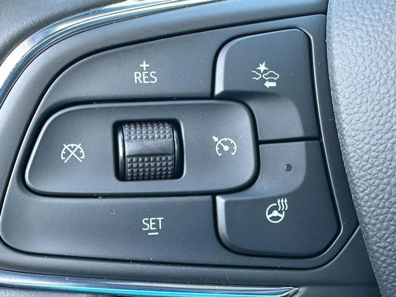 New 2025 Buick Envista Avenir image 13