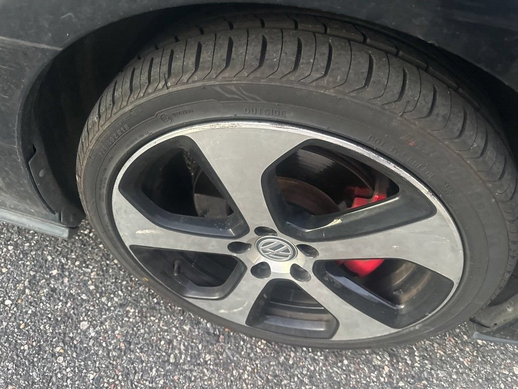 Used 2017 Volkswagen GTI S FWD image 13