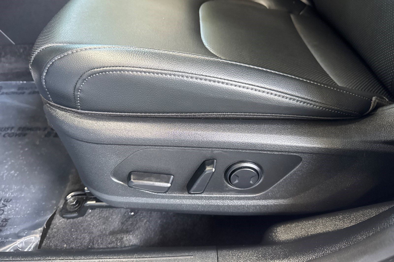 Used 2024 Kia Sportage EX FWD image 13