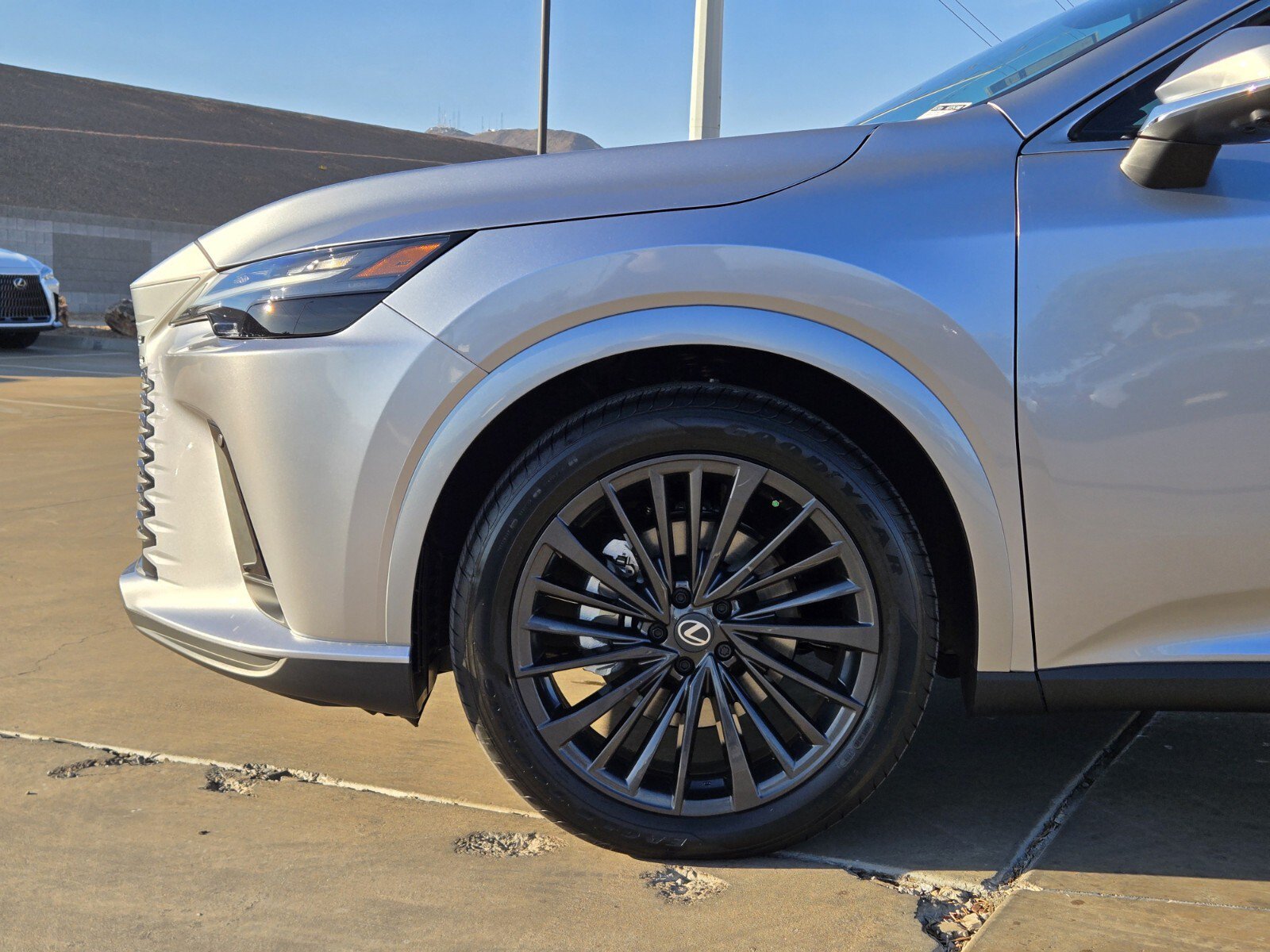 New 2026 Lexus RX 350h w/ Convenience Package AWD/4WD image 5