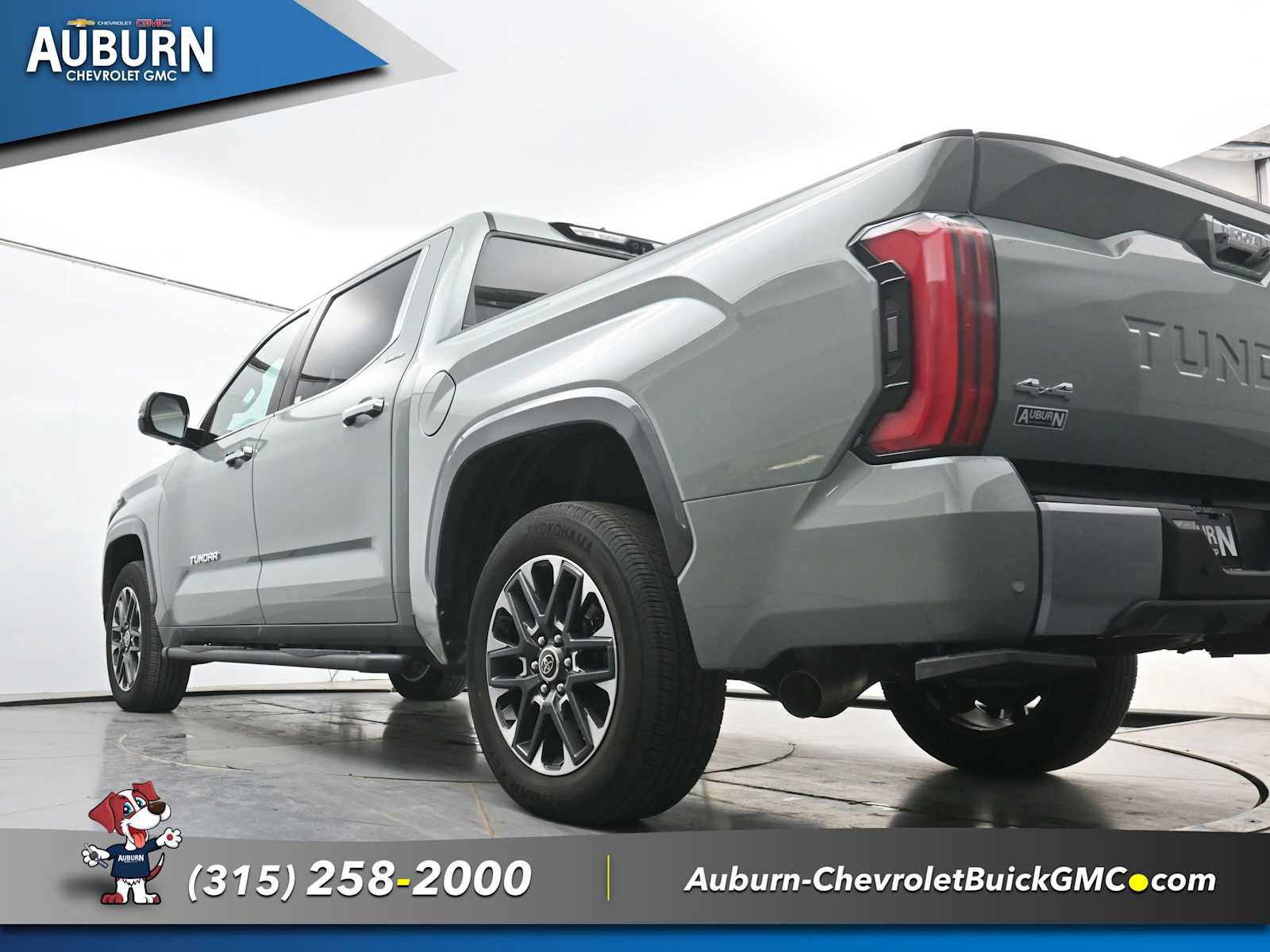 Used 2024 Toyota Tundra Limited AWD/4WD image 22