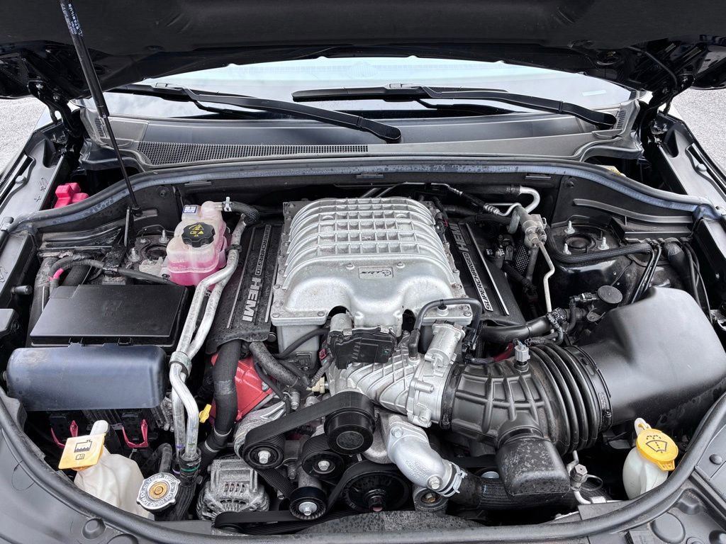 Used 2021 Dodge Durango SRT Hellcat w/ Technology Group AWD/4WD image 8
