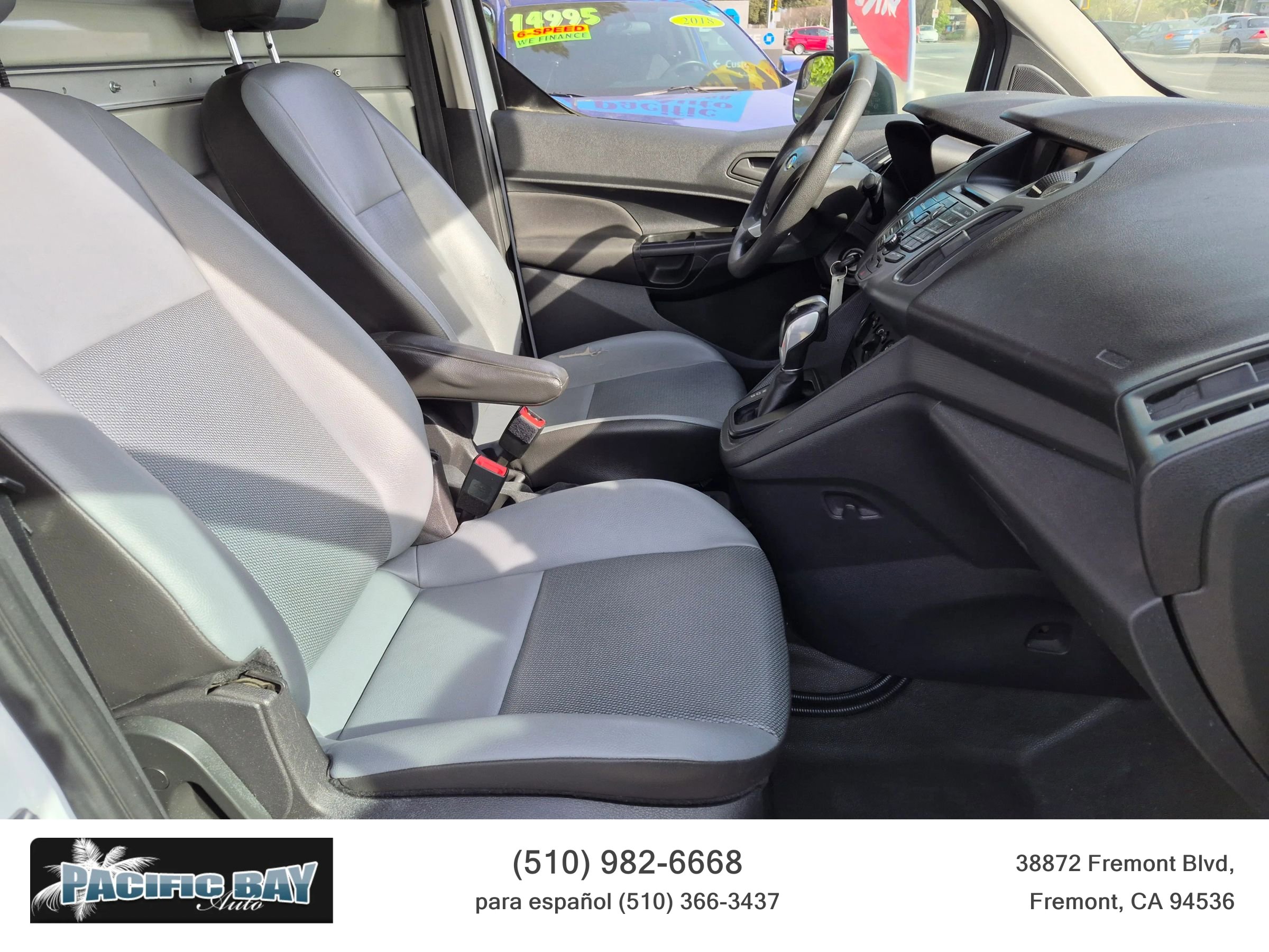 Used 2015 Ford Transit Connect XL image 17