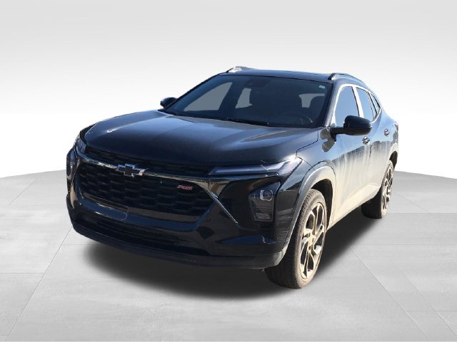 Certified 2025 Chevrolet Trax RS w/ Sunroof Package FWD image 29