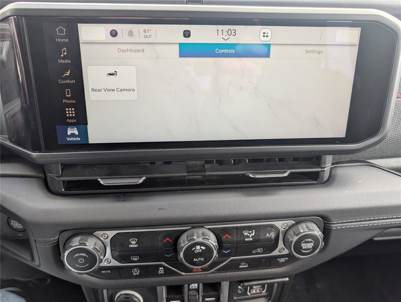 Used 2025 Jeep Wrangler Rubicon image 30