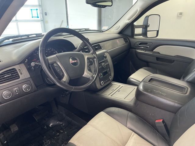 Used 2011 GMC Sierra 1500 SLT w/ All-Terrain Package image 13