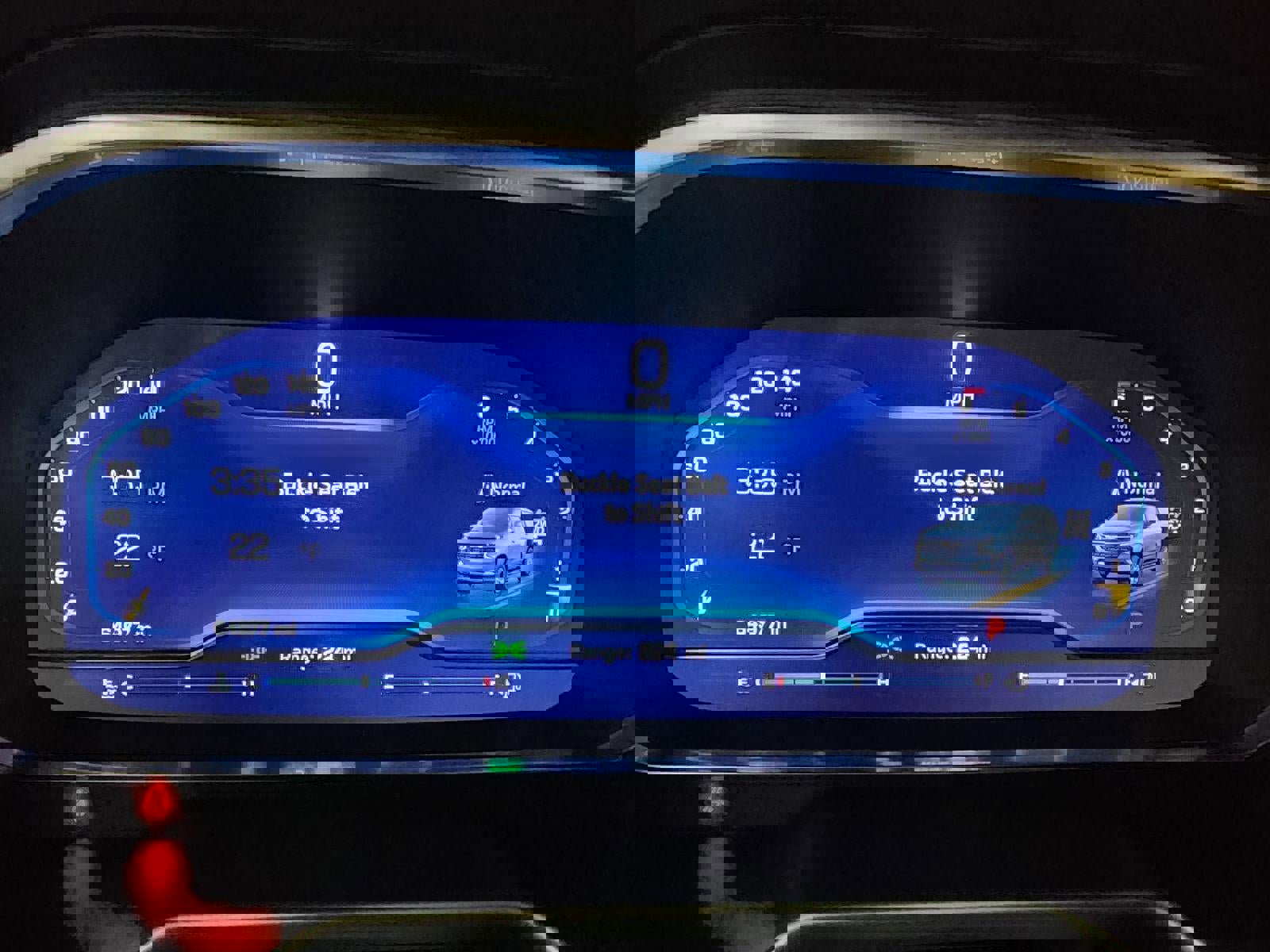 Used 2024 Chevrolet Suburban LT image 23