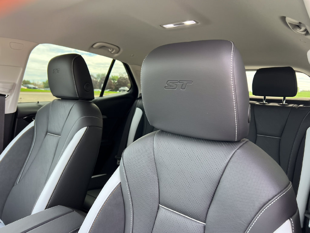 New 2026 Buick Envision Sport Touring AWD/4WD image 11