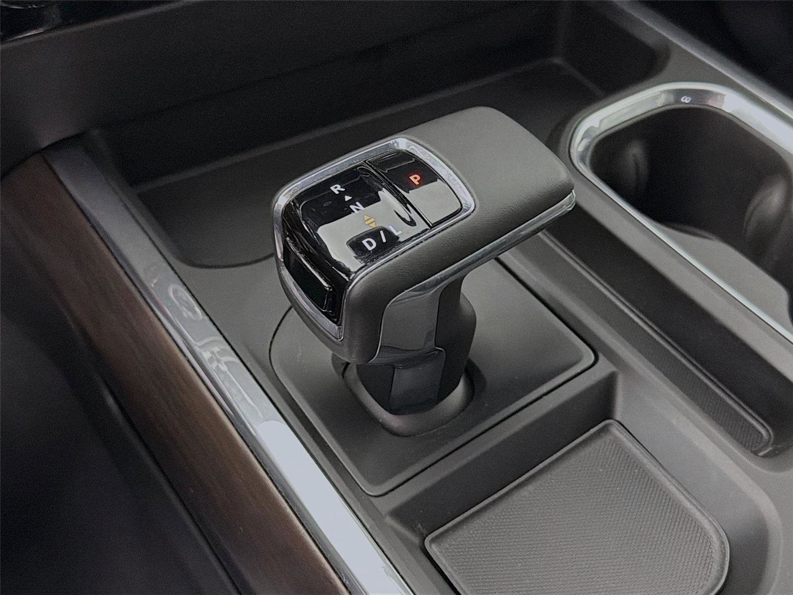 Used 2023 GMC Sierra 1500 SLT w/ SLT Premium Package image 17