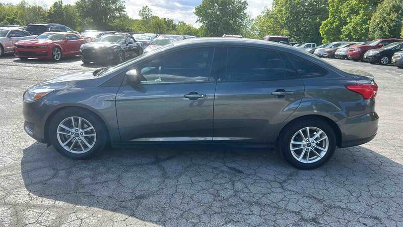 Used 2018 Ford Focus SE FWD image 5