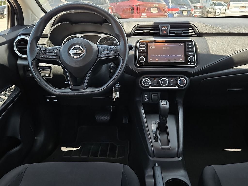 Used 2023 Nissan Versa S FWD image 17