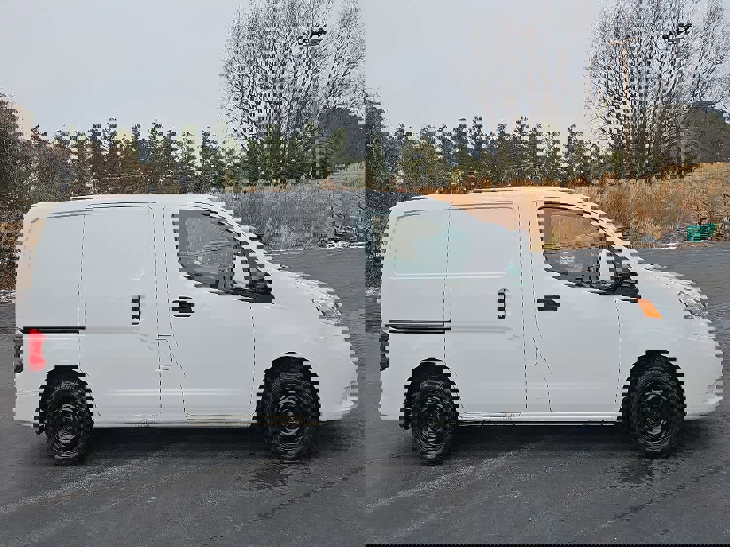 Used 2021 Nissan NV200 SV image 2