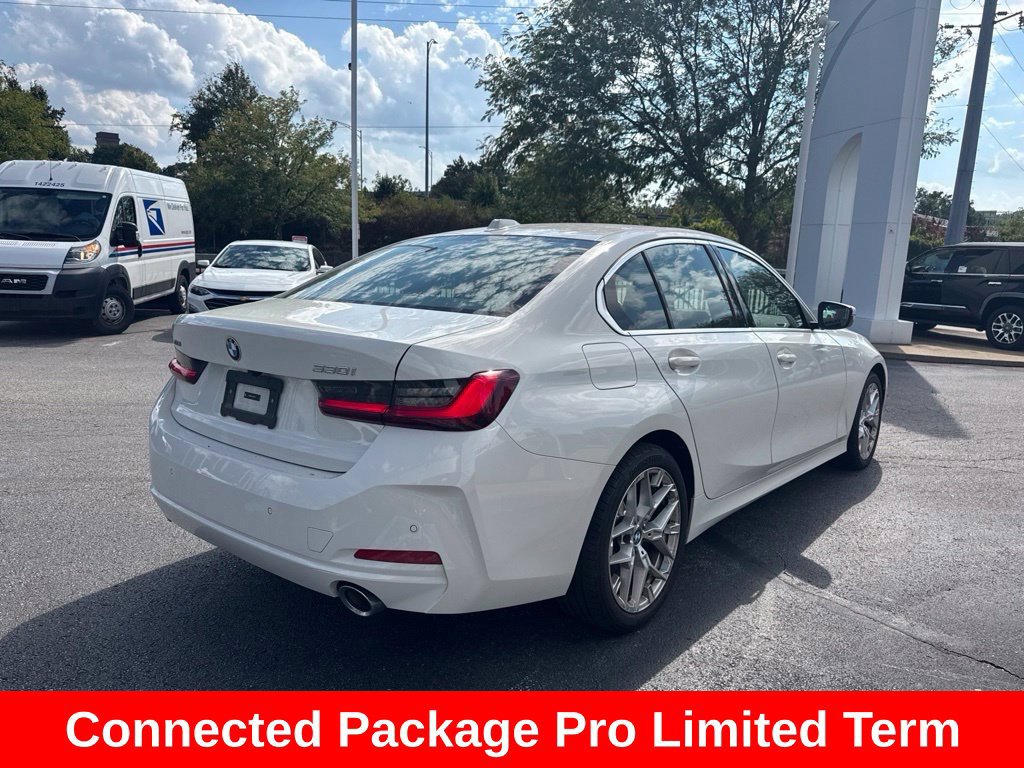 Used 2026 BMW 330i xDrive Sedan AWD/4WD image 17