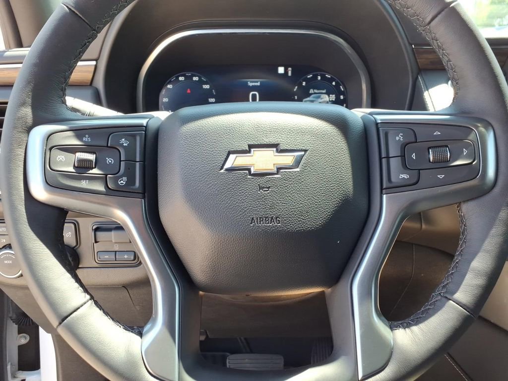 Used 2022 Chevrolet Tahoe Premier w/ Texas Edition AWD/4WD image 34