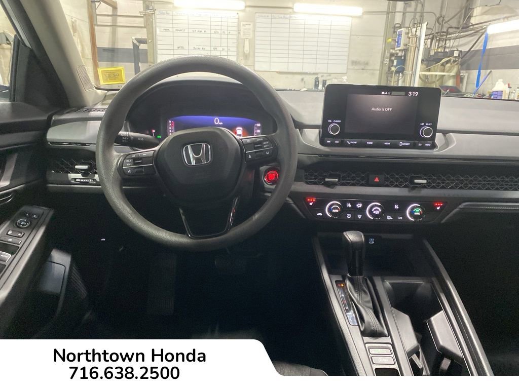 Used 2023 Honda Accord EX image 15