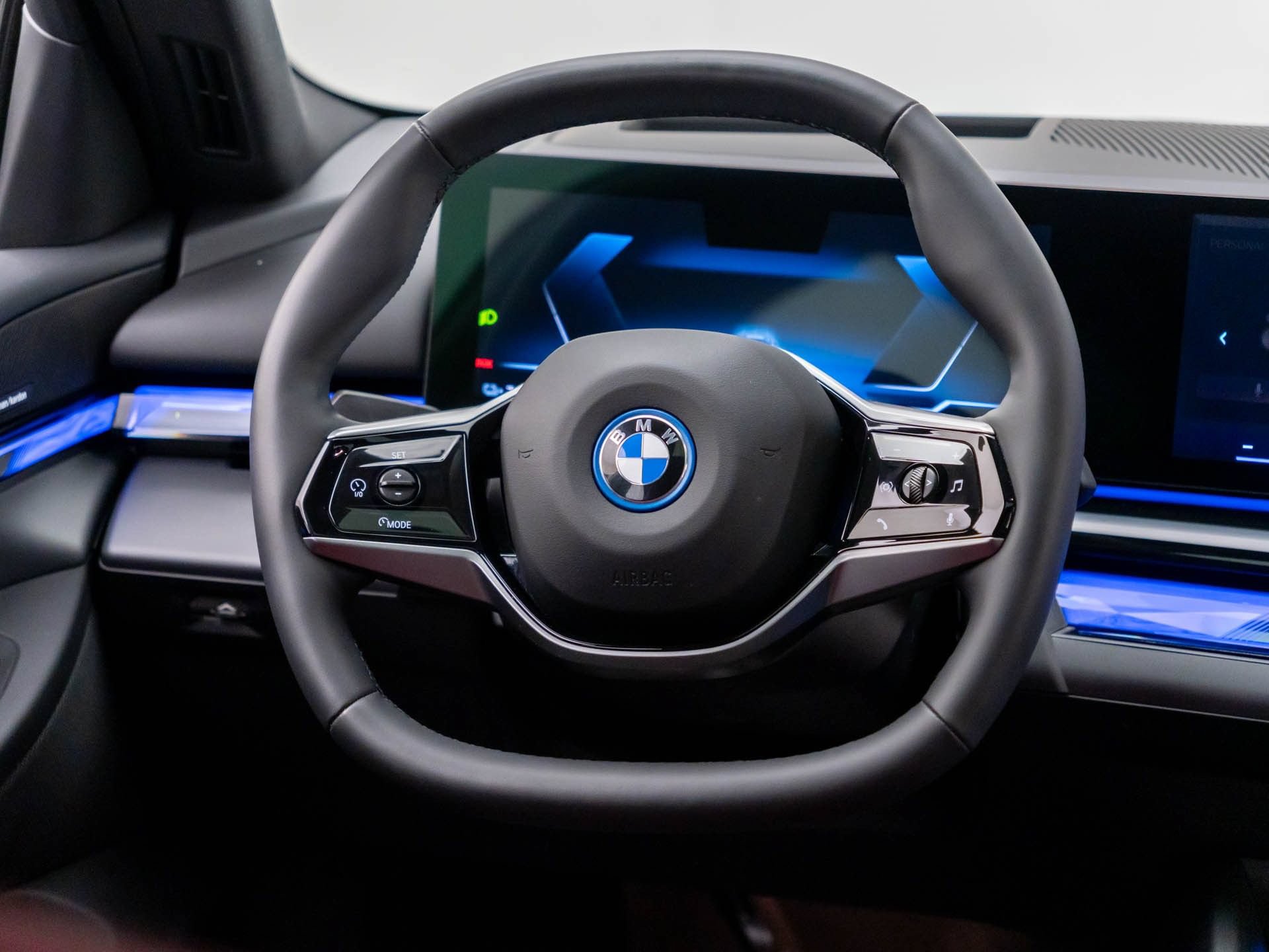 Certified 2024 BMW i5 eDrive40i w/ Premium Package RWD image 11