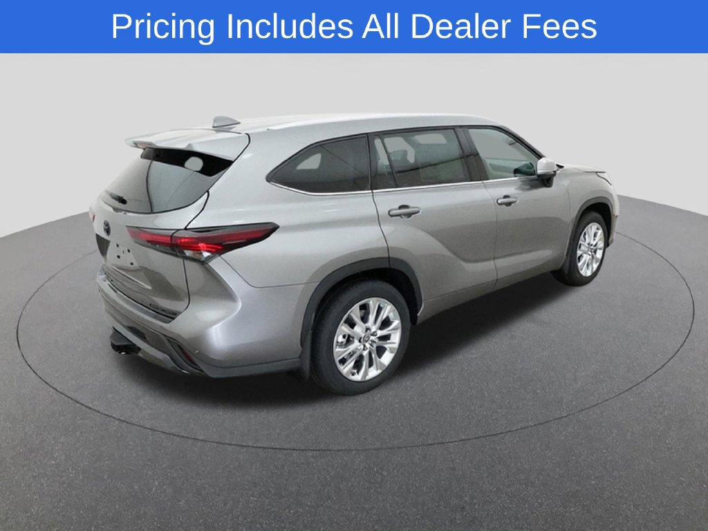 New 2026 Toyota Highlander Limited AWD/4WD image 9