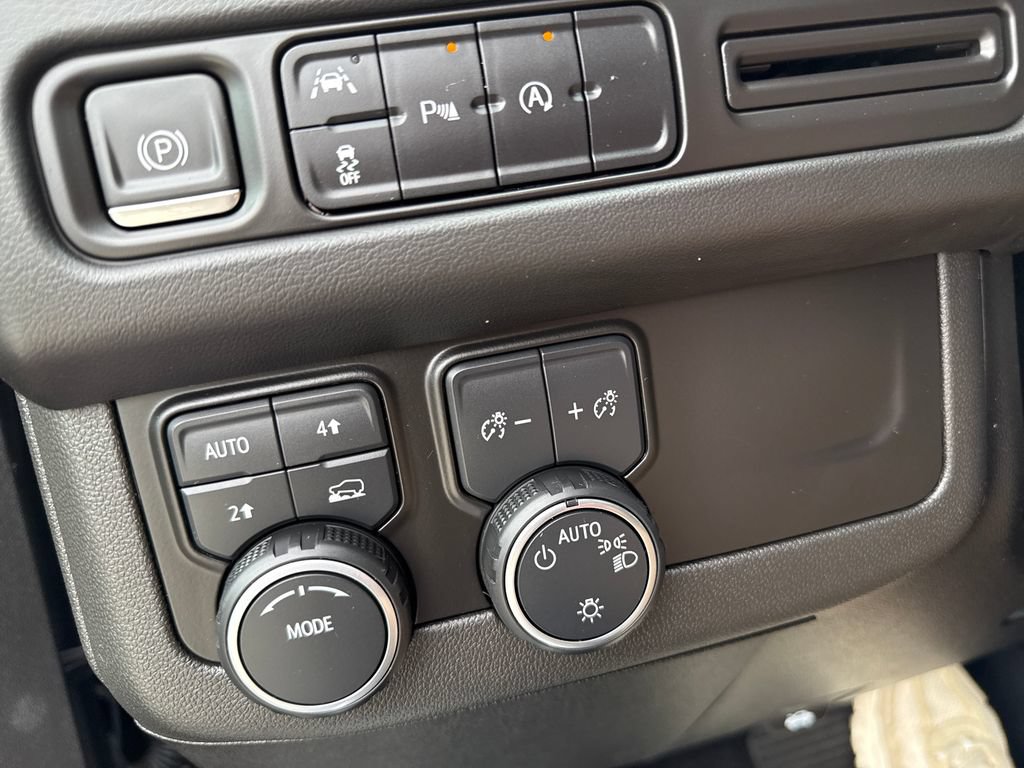 Certified 2023 Chevrolet Tahoe RST AWD/4WD image 22