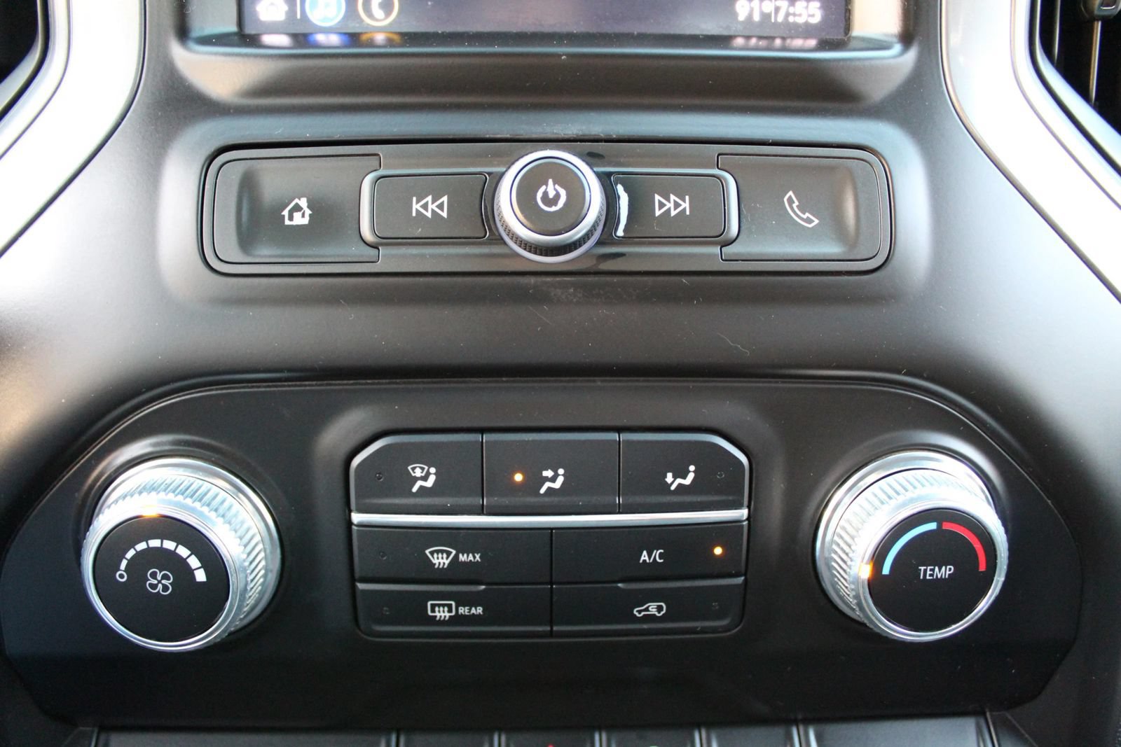 Used 2020 GMC Sierra 1500 2WD Regular Cab w/ Sierra Value Package image 16