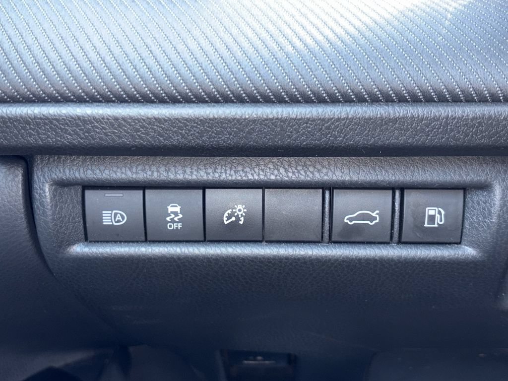Used 2025 Toyota Camry SE FWD image 24