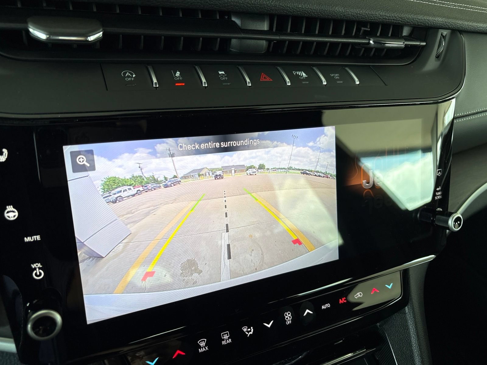 New 2026 Jeep Grand Cherokee Altitude RWD image 23