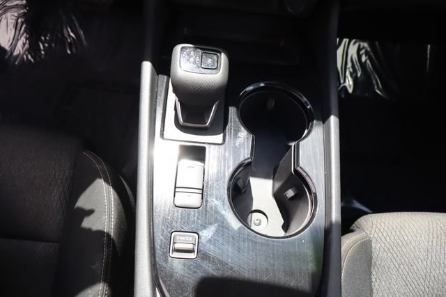Used 2024 Nissan Rogue SV FWD image 34