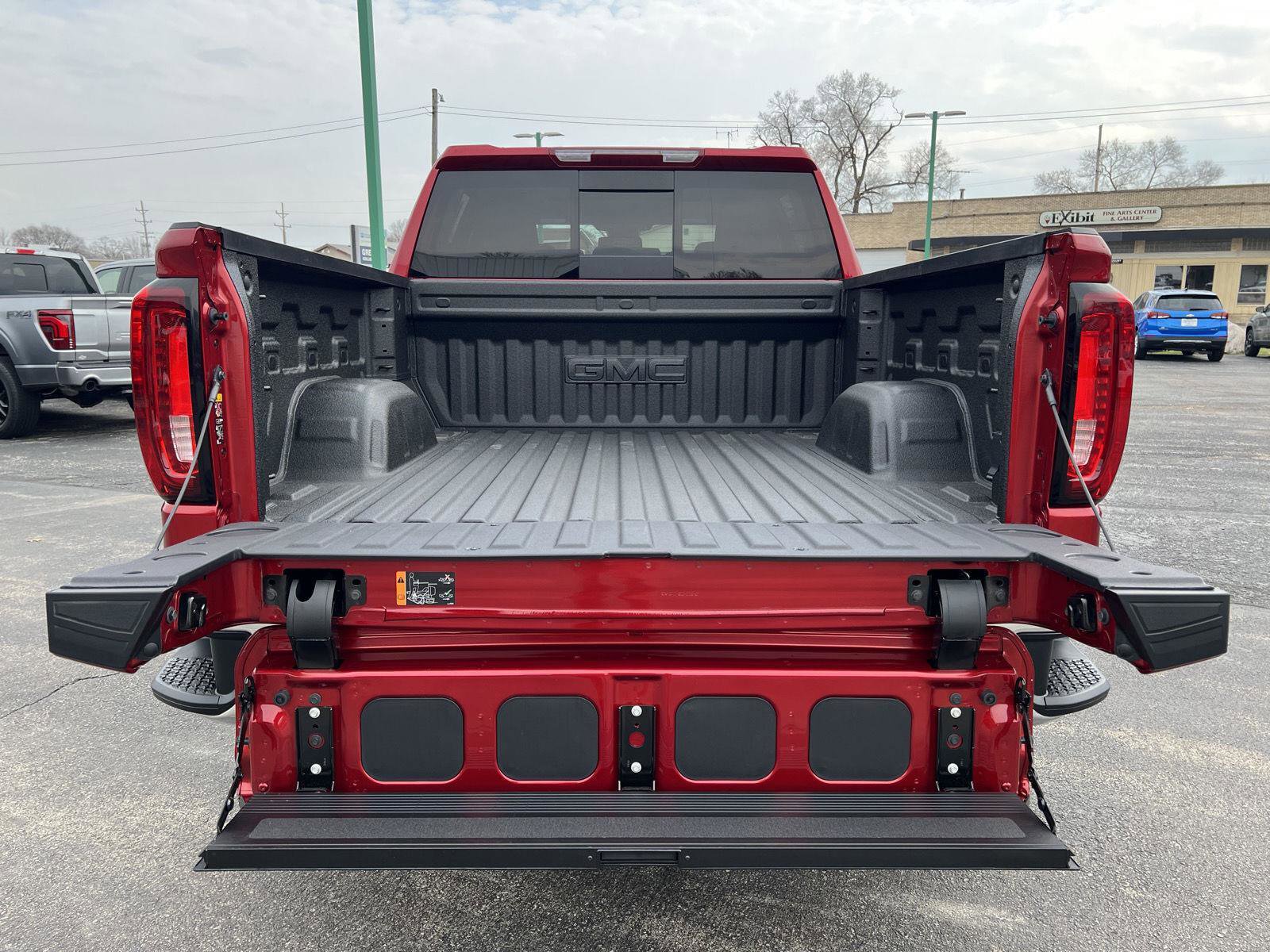 New 2026 GMC Sierra 1500 SLT image 54