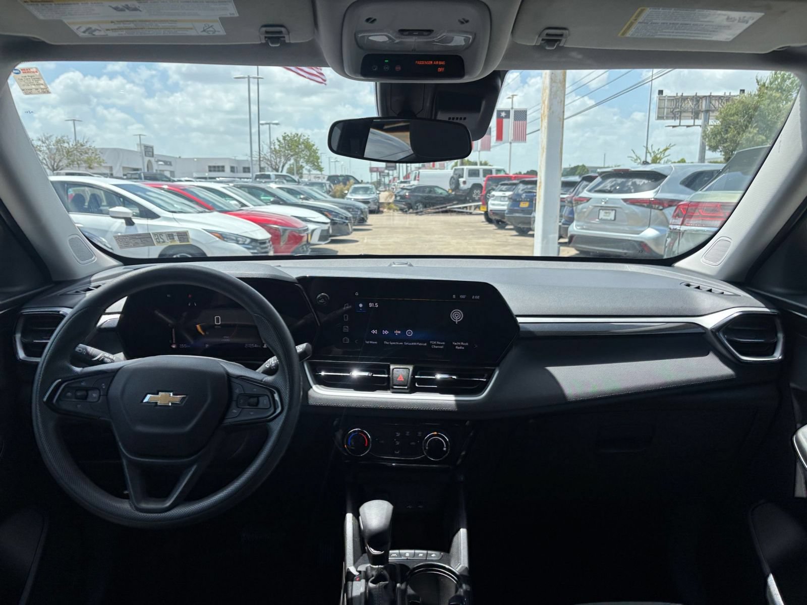 Used 2025 Chevrolet TrailBlazer LT FWD image 31