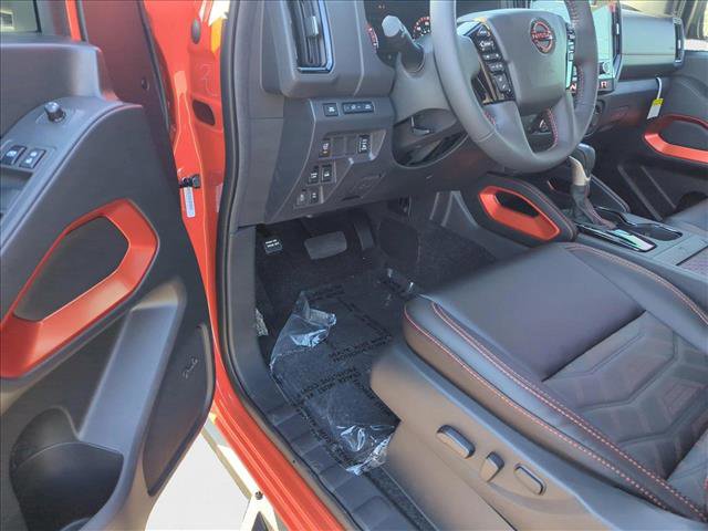 New 2025 Nissan Frontier PRO-4X w/ Pro Premium Package image 4