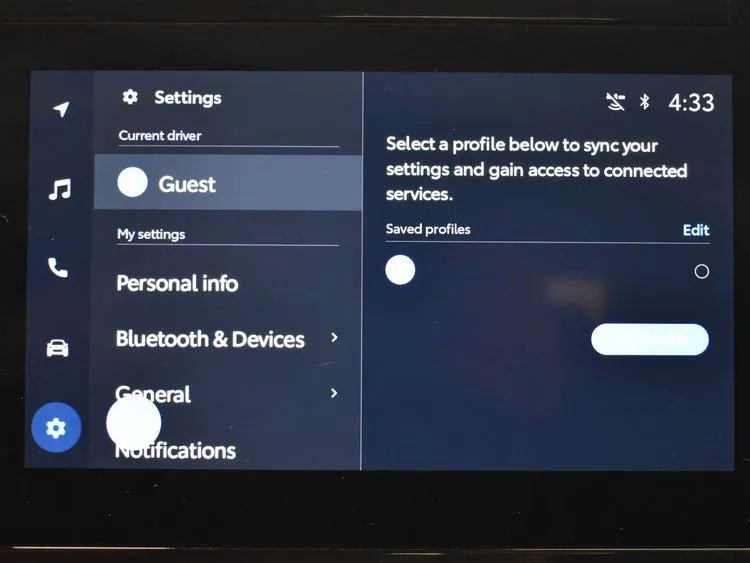 Used 2025 Toyota Corolla LE image 29