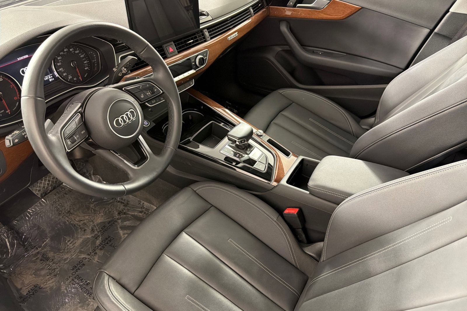 Used 2022 Audi A4 2.0T Premium w/ Convenience Package image 9