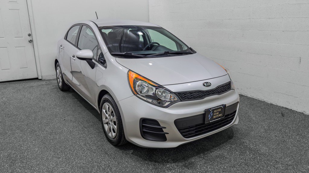 Used 2016 Kia Rio LX image 2