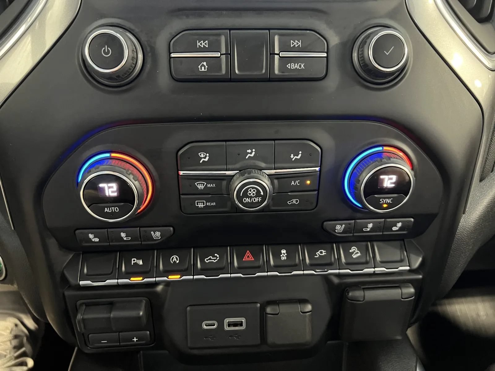 Used 2021 Chevrolet Silverado 1500 LTZ AWD/4WD image 50