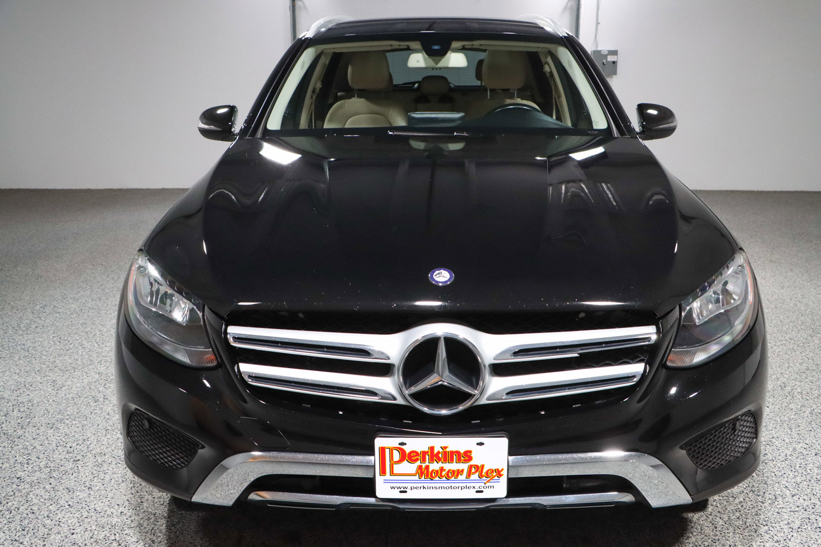 Used 2016 Mercedes-Benz GLC 300 4MATIC image 4
