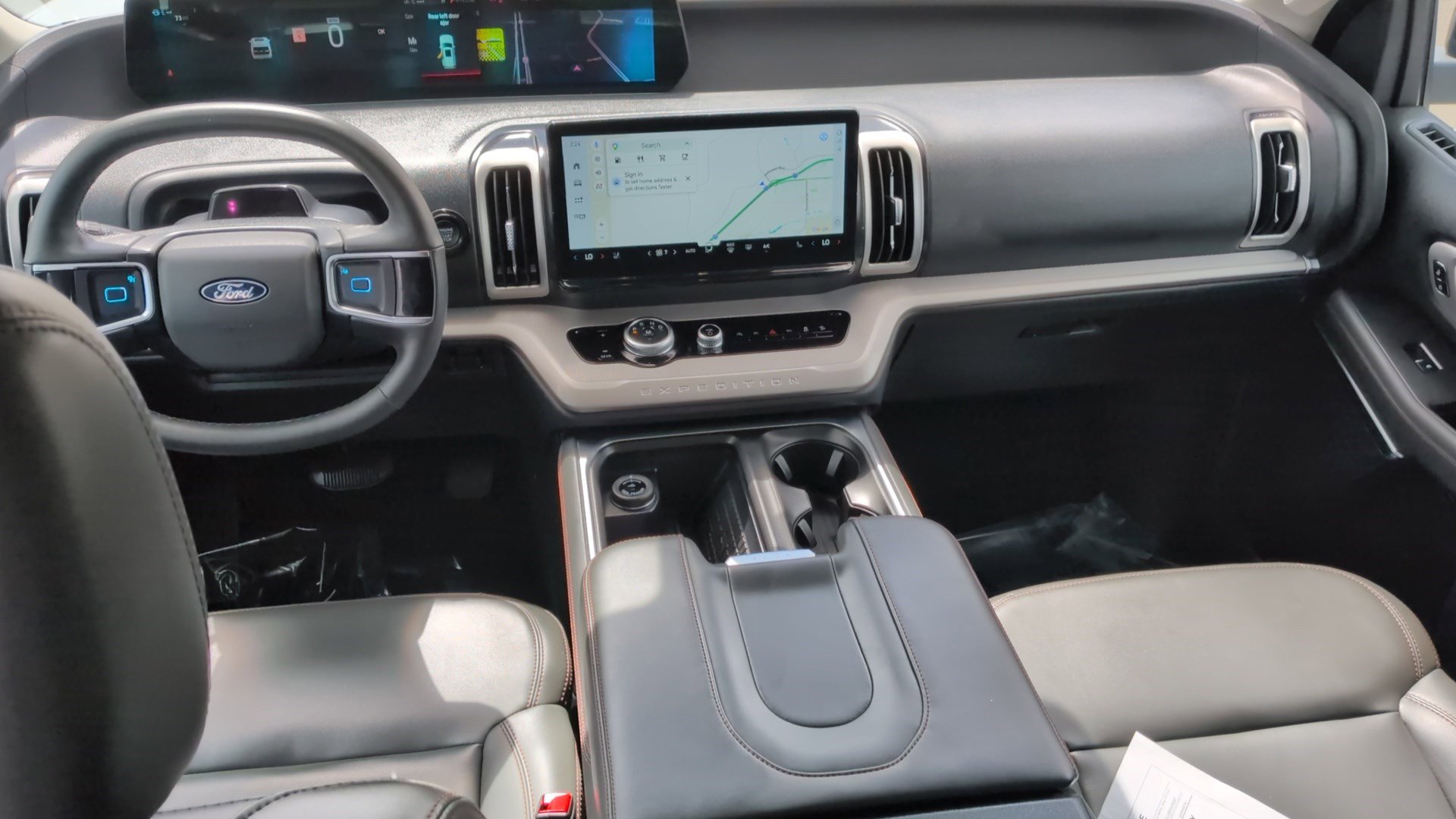 Used 2025 Ford Expedition Active AWD/4WD image 26