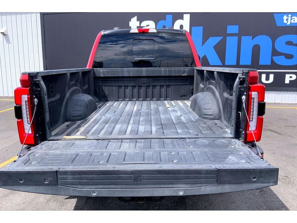 Used 2024 Ford F250 Platinum AWD/4WD image 11