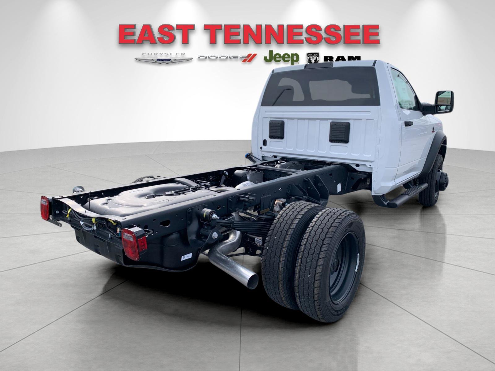 New 2026 RAM 4500 Tradesman AWD/4WD image 3