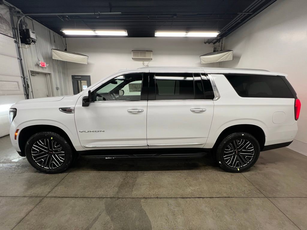 New 2026 GMC Yukon XL Elevation w/ LPO, Floor Liner Package image 7