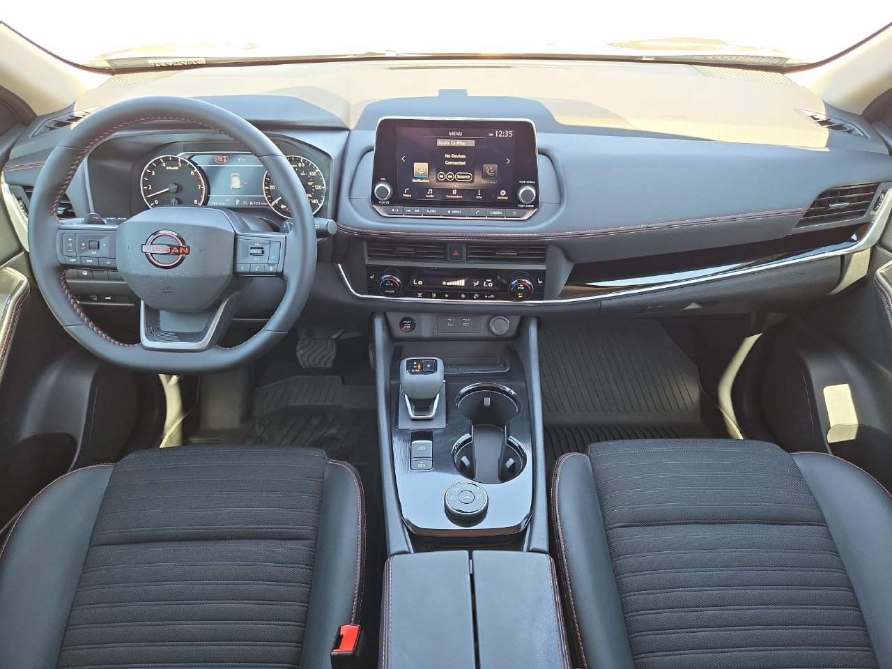 Certified 2026 Nissan Rogue SV AWD/4WD image 9