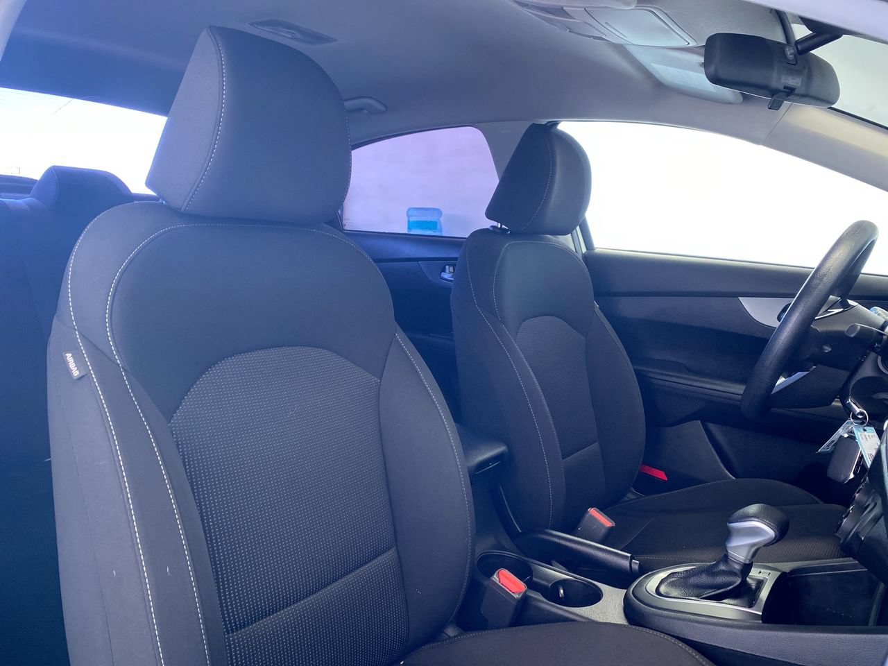 Used 2020 Kia Forte LXS FWD image 30