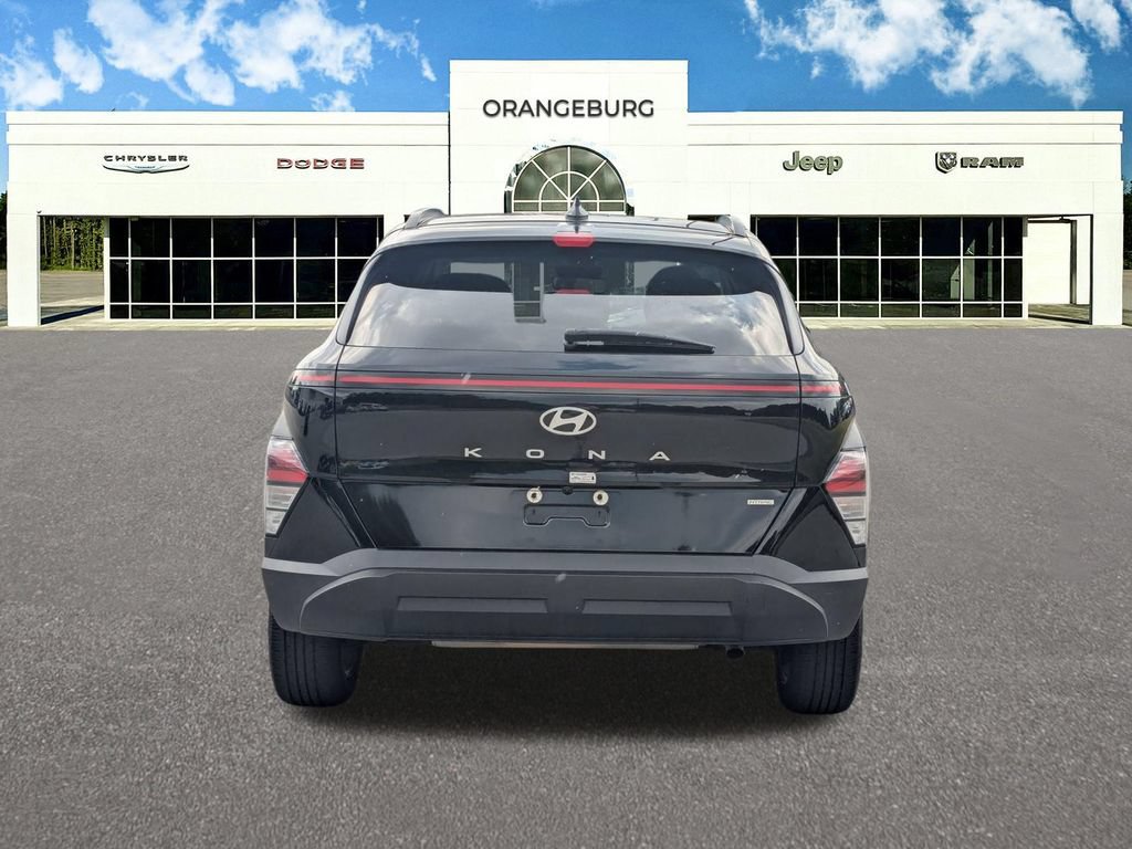 Used 2024 Hyundai Kona SEL AWD/4WD image 6