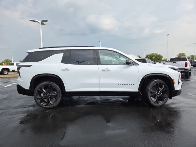 New 2027 Chevrolet Traverse RS w/ LPO, Floor Liner Package AWD/4WD image 19