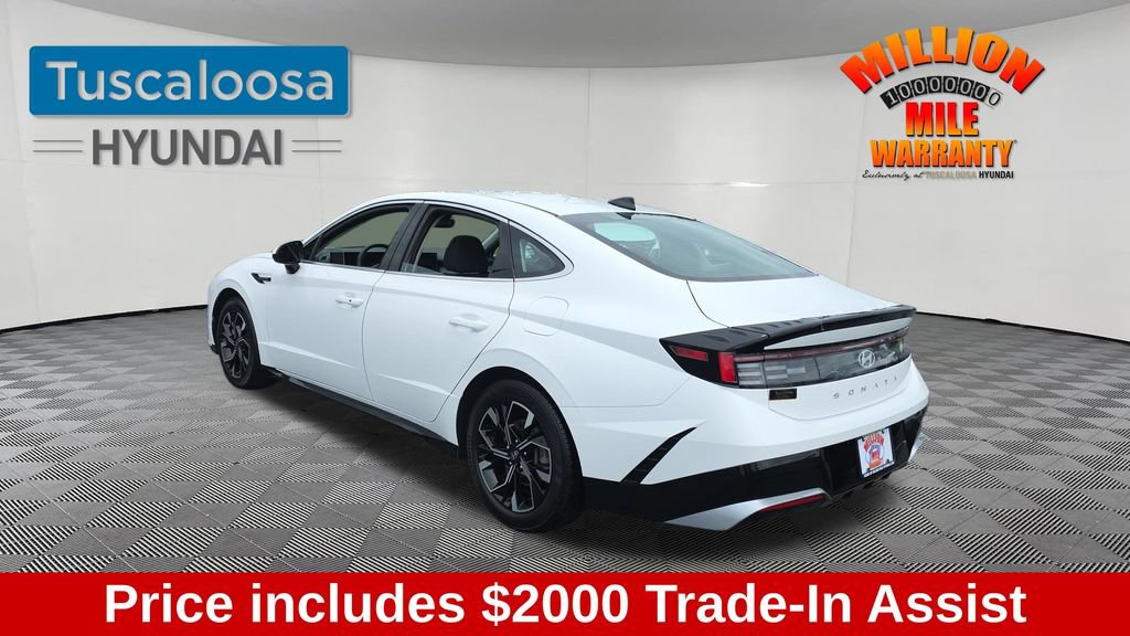 Used 2025 Hyundai Sonata SEL FWD image 5