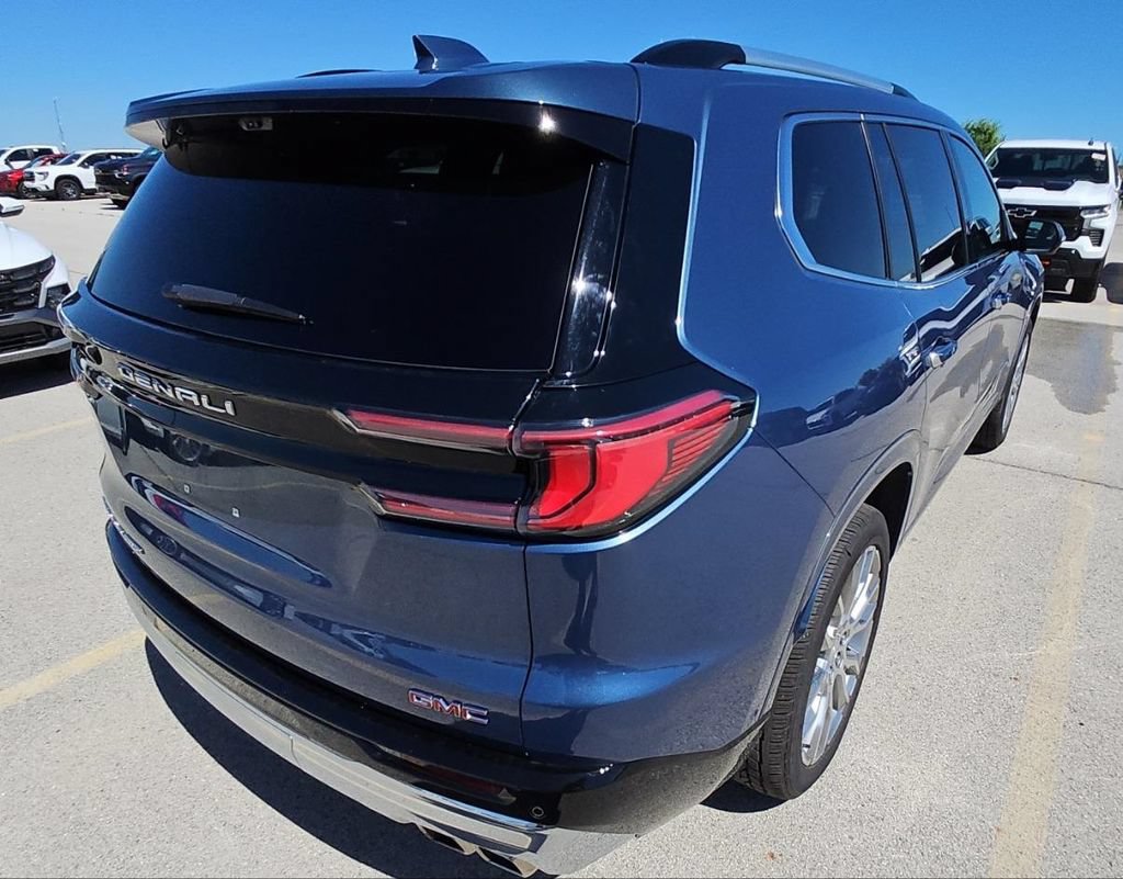Used 2025 GMC Acadia Denali w/ Super Cruise Package AWD/4WD image 6