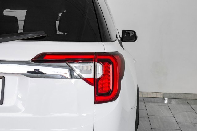 Used 2023 GMC Acadia SLT image 46