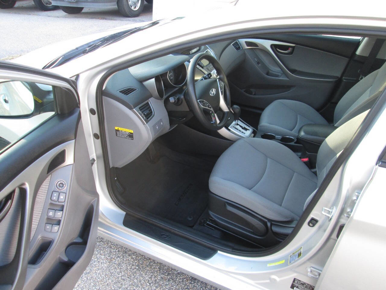 Used 2011 Hyundai Elantra GLS w/ Preferred Equipment Pkg 3 image 14