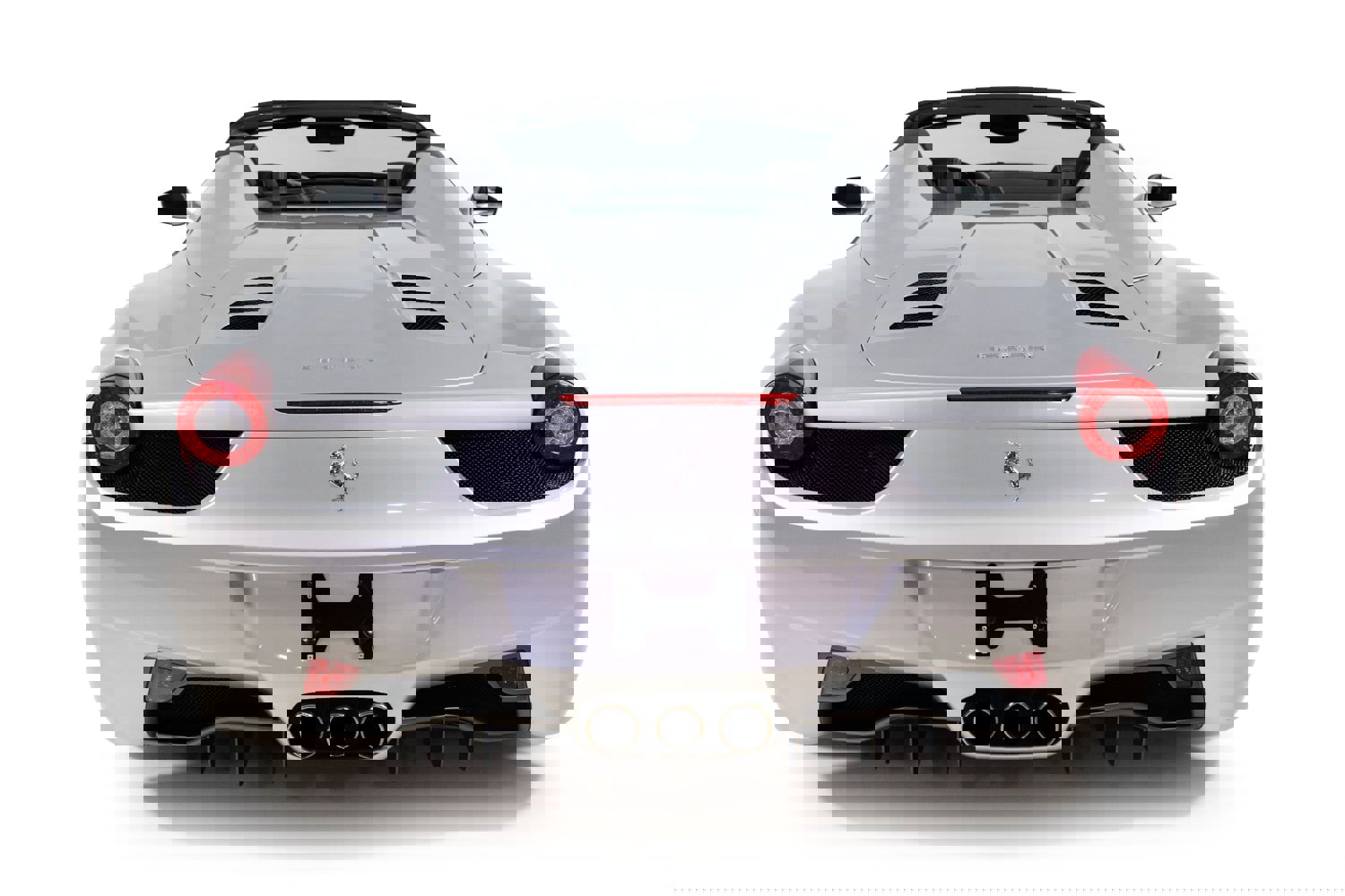 Used 2013 Ferrari 458 Spider image 17