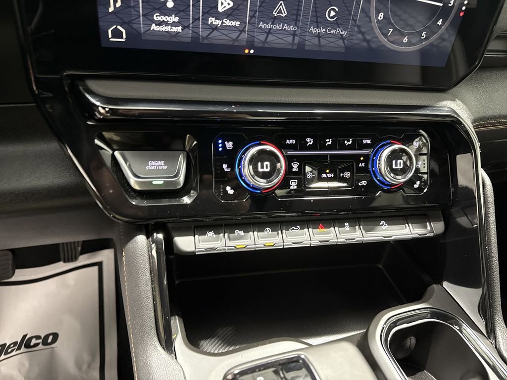 Used 2025 GMC Sierra 1500 AT4 image 17